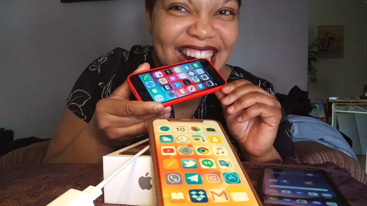 Asmr Edible IPhone, eating my phone