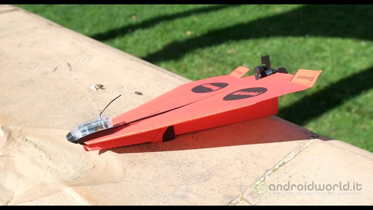 PowerUP 3 0, aeroplanino bluetooth: la recensione