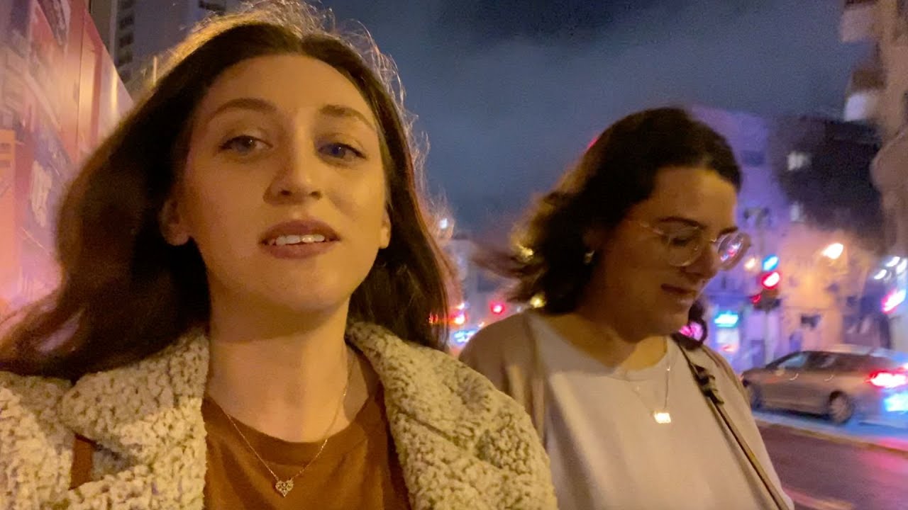 SINGLE and OVER 30 living in the city - *super* honest convos, night out, DIY canopy // Vlog 30