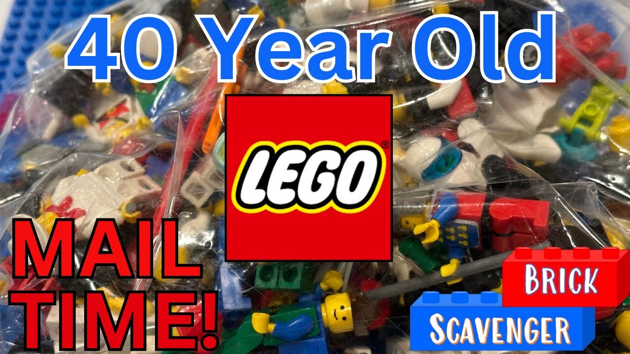 40 year old Vintage Castle Lego on Minifigure Mail Time!