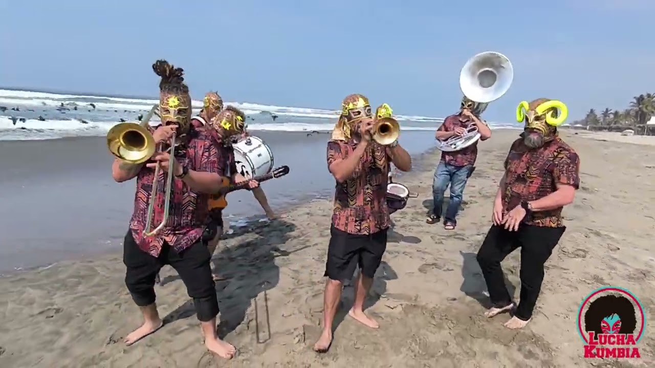 Lucha Kumbia - Me Siento Bien - One Shot/Playa Azul