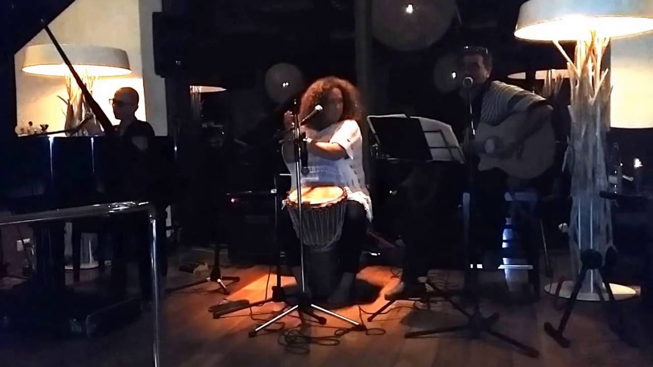 שרון מאור - sharon maor the hopies in Beresheet Hotel - norwegian wood