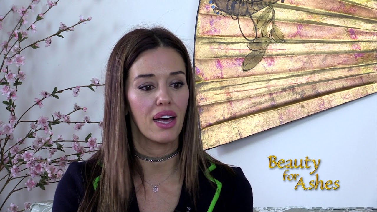 Beauty For Ashes Gemma Wenger interviews actress Cory Oliver