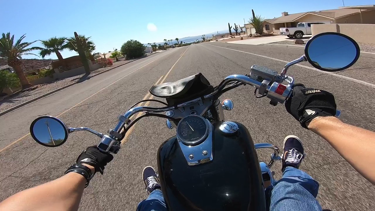 Ripping Honda shadow 750 (Vance & Hines exhaust) pure sound