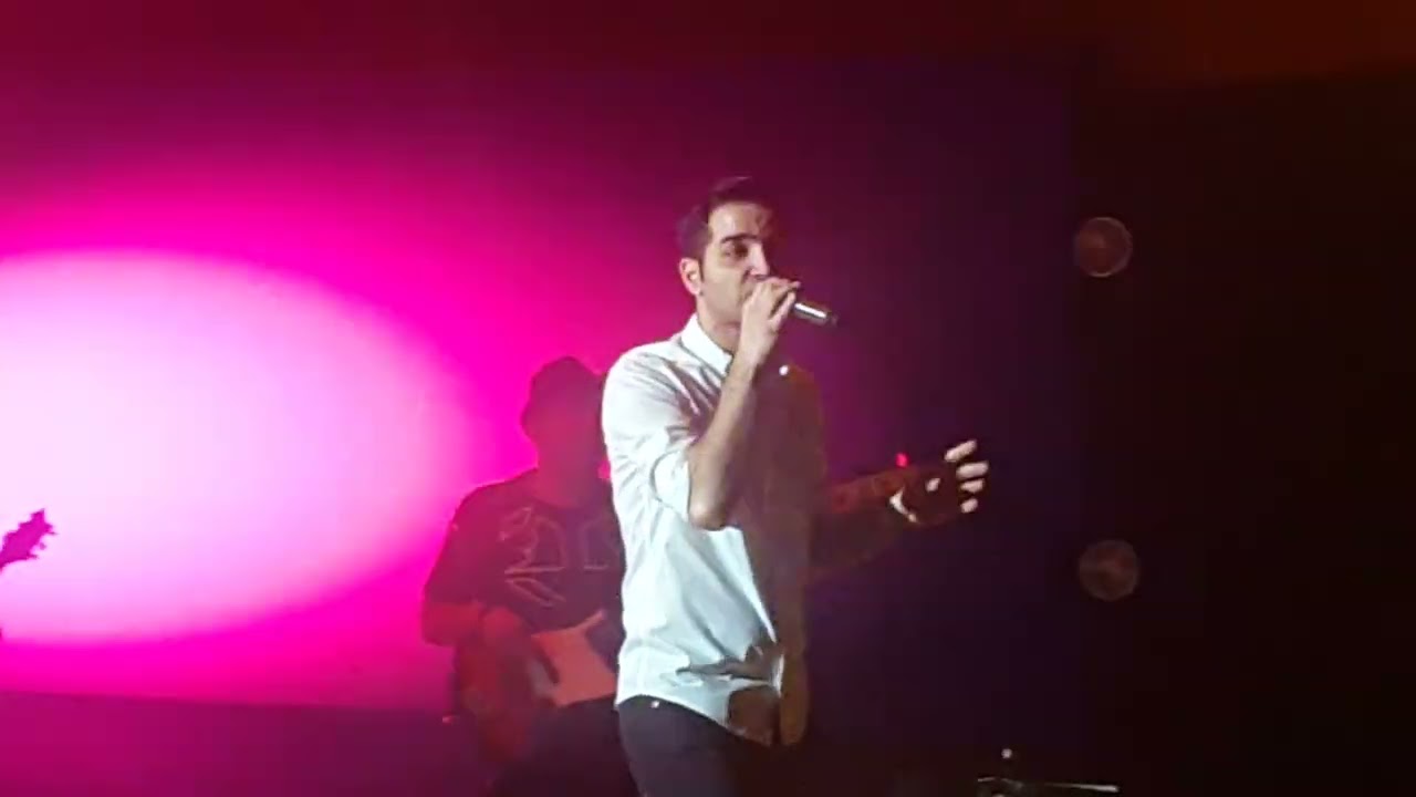 Mohsen Yeganeh Darkam Kon Yekam Live in Concert کنسرت محسن یگانه - درکم&zwnj; کن&zwnj; یکم