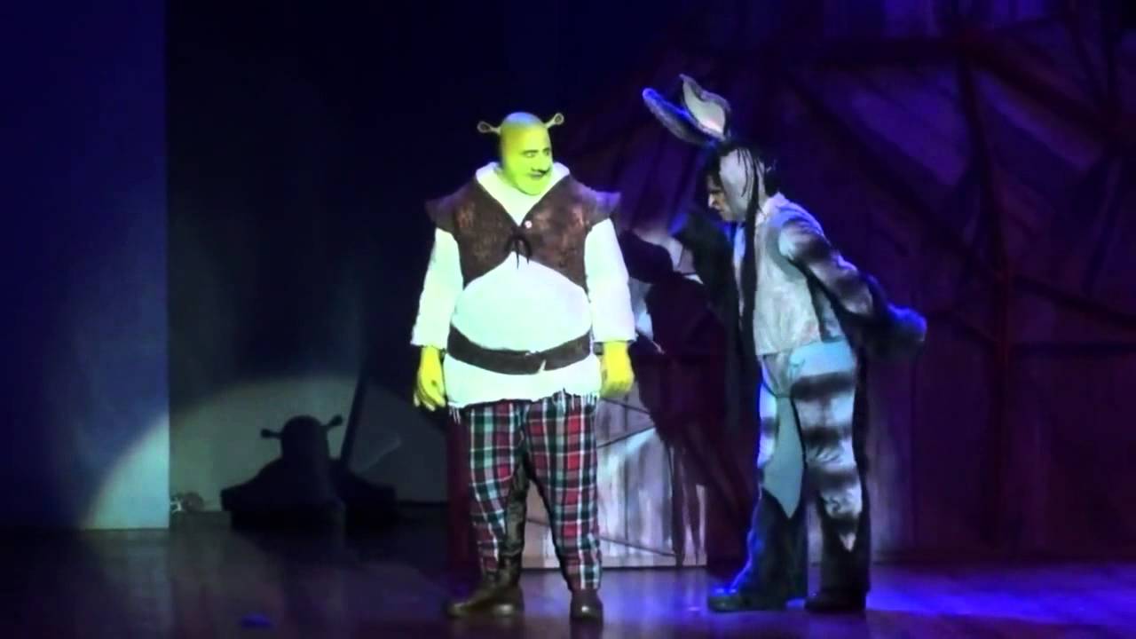 Cenas Burro - Shrek O Musical - Fabrício Negri