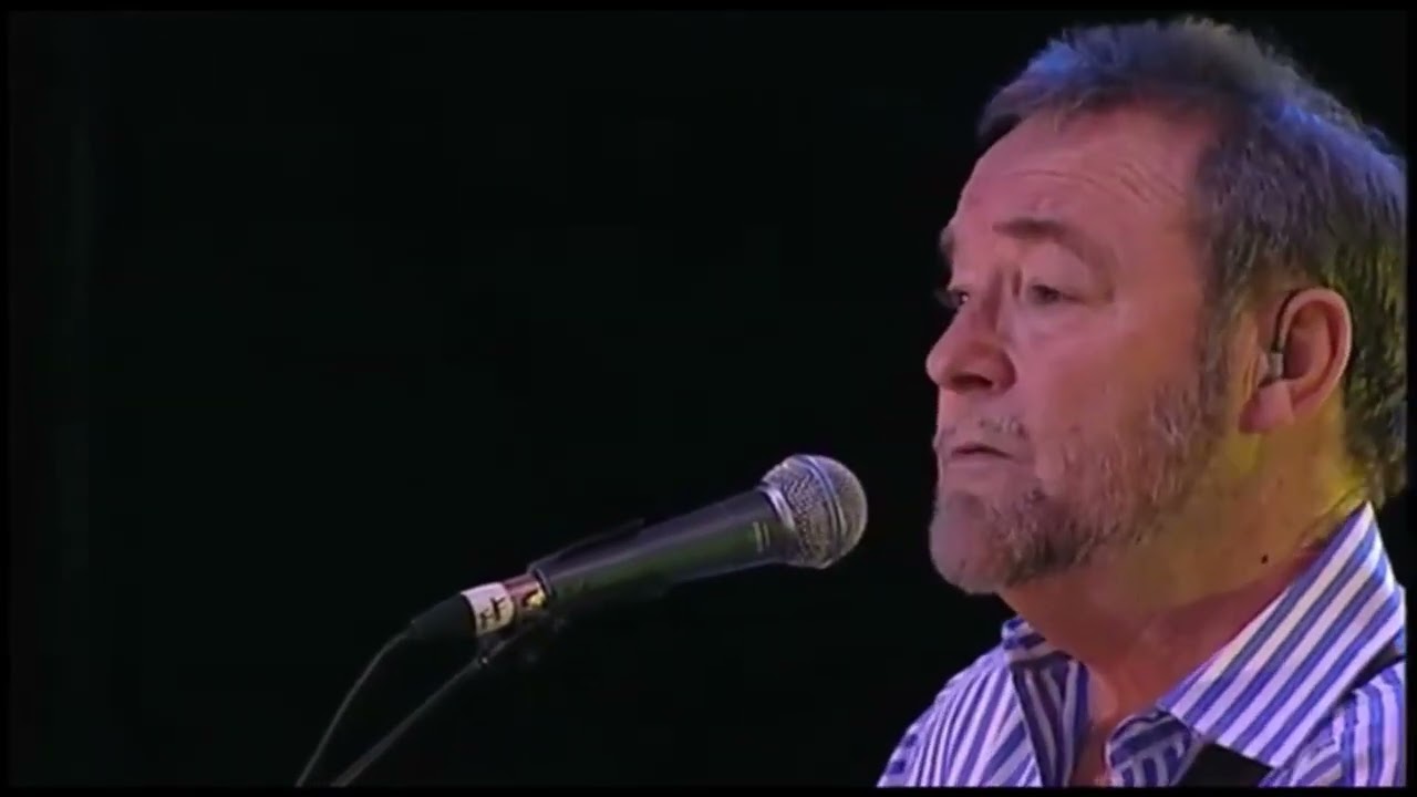 John Williamson - Flower on the Water (Live 2011)