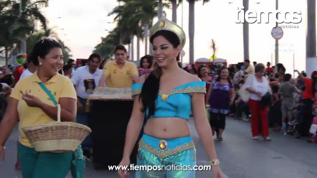 Corso Infantil en el Carnaval de Campeche 2013
