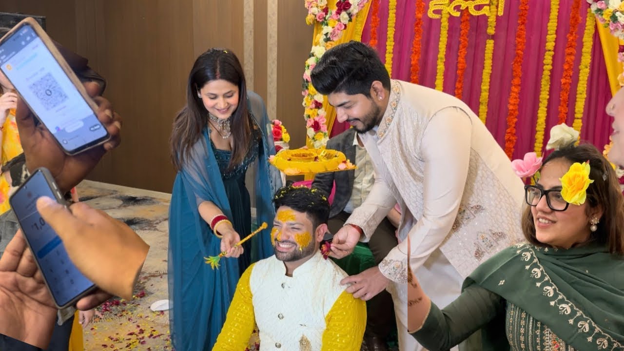 Cash nhi to online dedo , Dhol pe sab naach uthe || Haldi-Mehendi