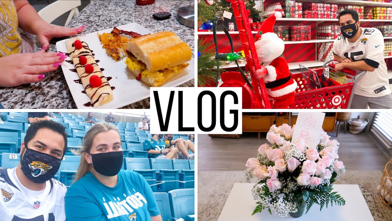 VLOG - COOKING BREAKFAST, FOOTBALL GAME & CHRISTMAS SHOPPING!