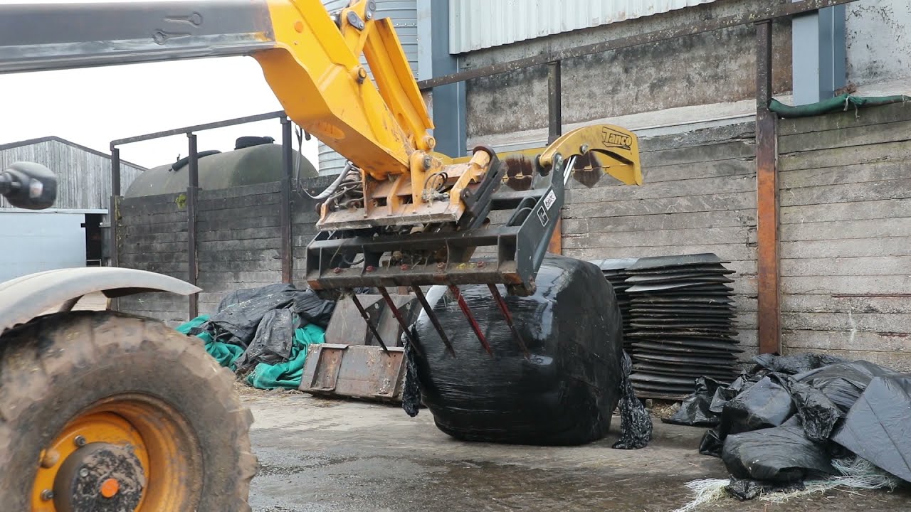Tanco Bale Shear and Unwrapper