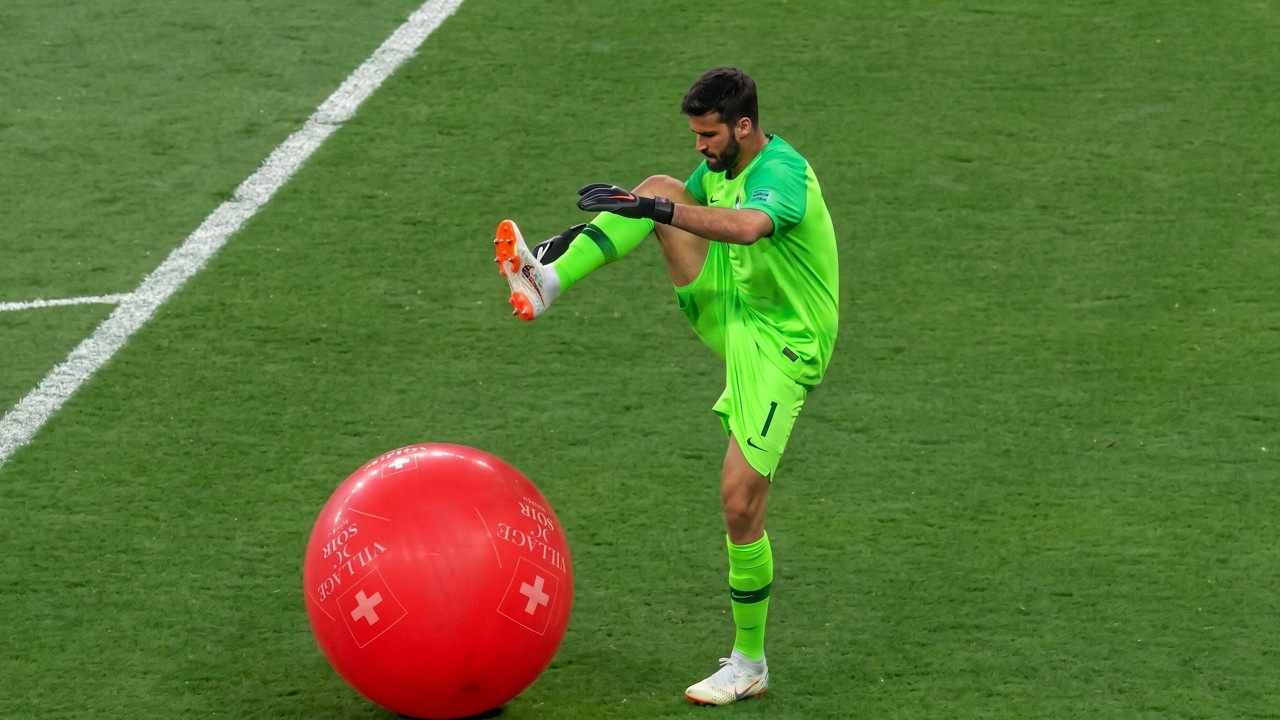 FUNNY MOMENTS in FOOTBALL