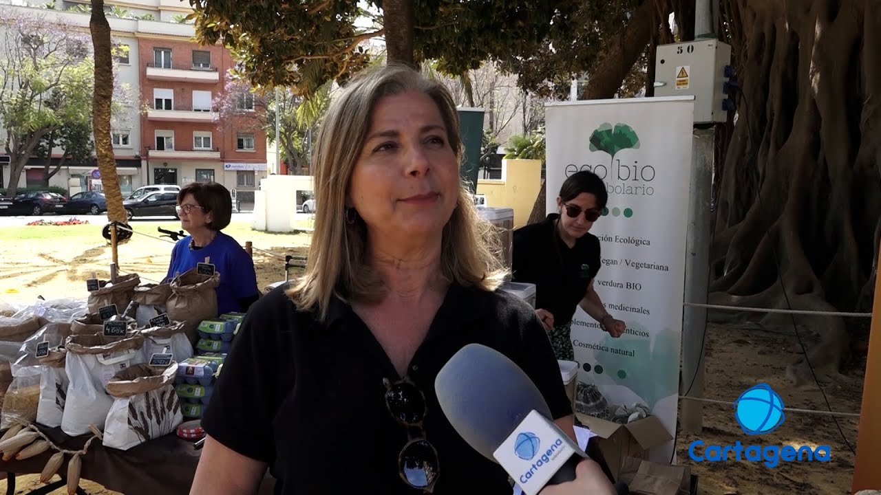 La plaza de España de Cartagena acoge un mercado agroecológico