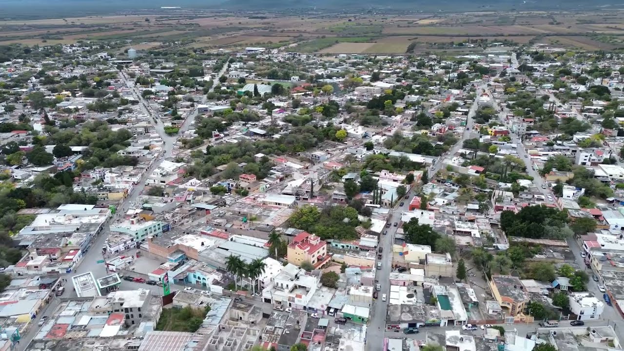 Paseo por la ciudad de Cerritos, S.L.P. desde el aire 2026