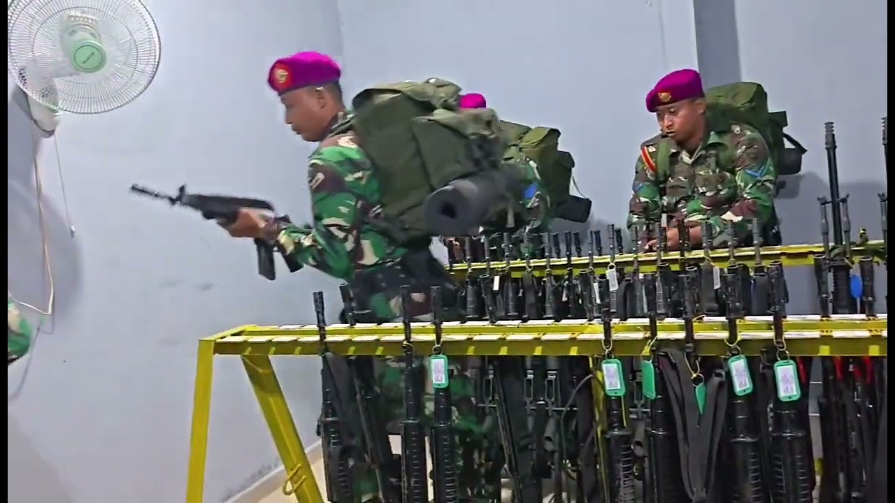 LATIHAN ALARM STELLING PUSLATPURMAR 8 TELUK RATAI