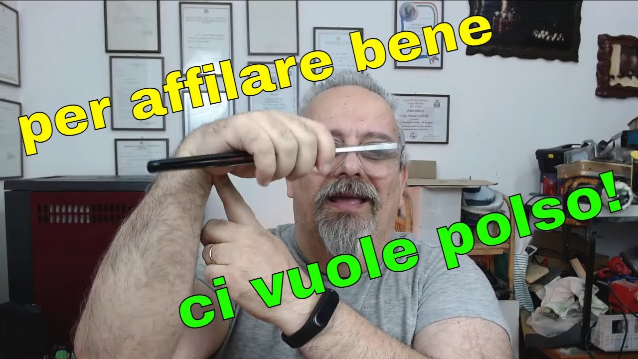 Affilatura del rasoio a mano libera. Controlliamo la pressione.