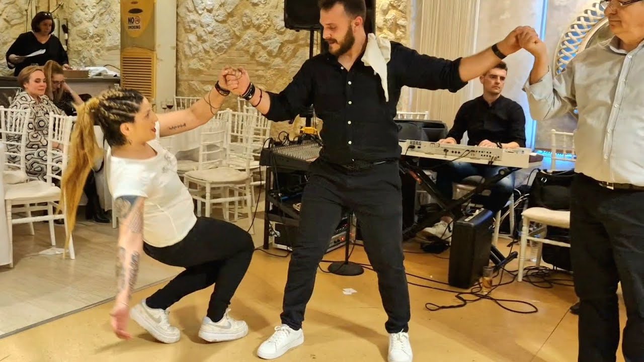 Λεβέντισσα η Κυριακή Πραπα - Τάκης Μπαλάσης - Μάκης Δάρρας