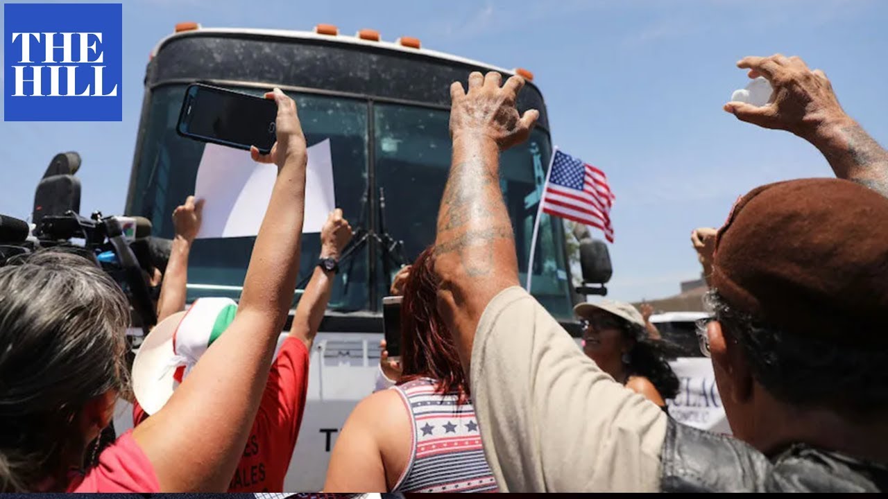 Bus With Migrants Sent By Texas Governor Arrives In Washington D.C.