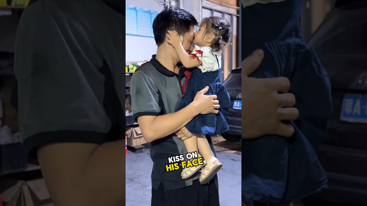 An encouraging kiss for her beloved dad ❤️