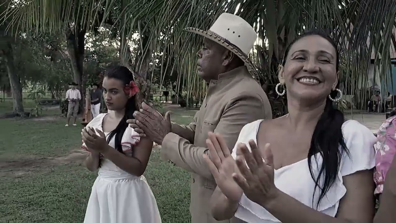 RAZA LA PELICULA ESCRITA POR JOSE LUIS NIEVES
