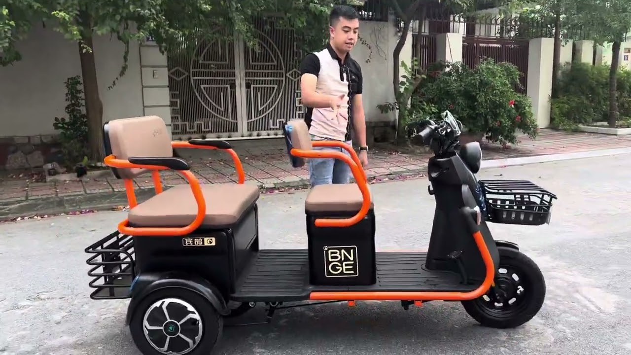 Xe điện 3 bánh chở hàng chạy 6 bình lớn ! Đi 100km 1 lần sạc