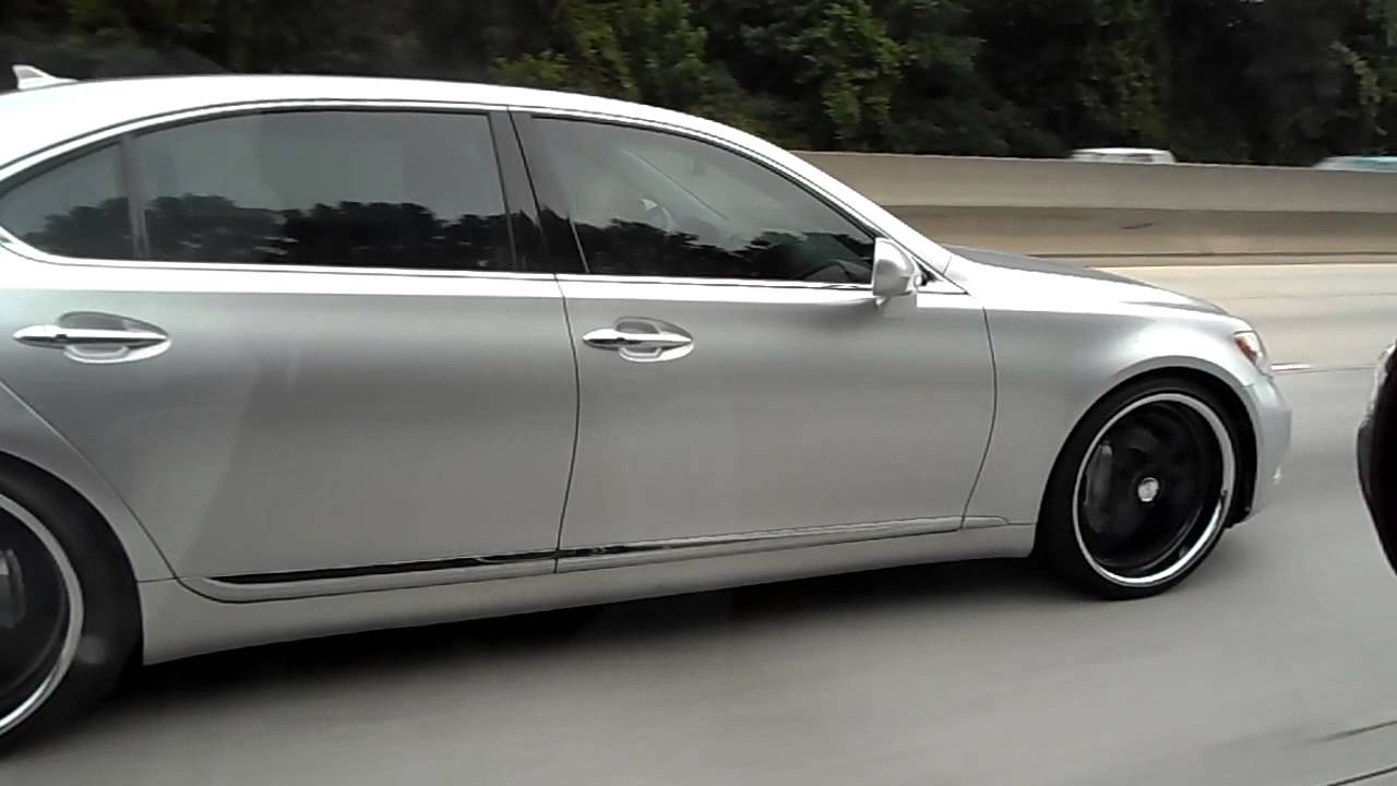 LS460L ON 22'S SILVER SURFER