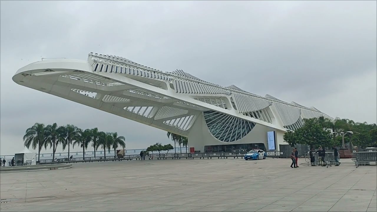 Caminata en Praça  Mauá, Baía de Guanabara, Porto Maravilha, Museu do Amanhã, Puente de Niteroi
