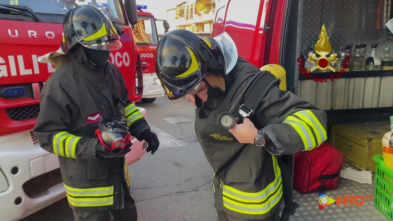 Caronno Pertusella (VA) - Vasto incendio in un’azienda alimentare - www.HTO.tv
