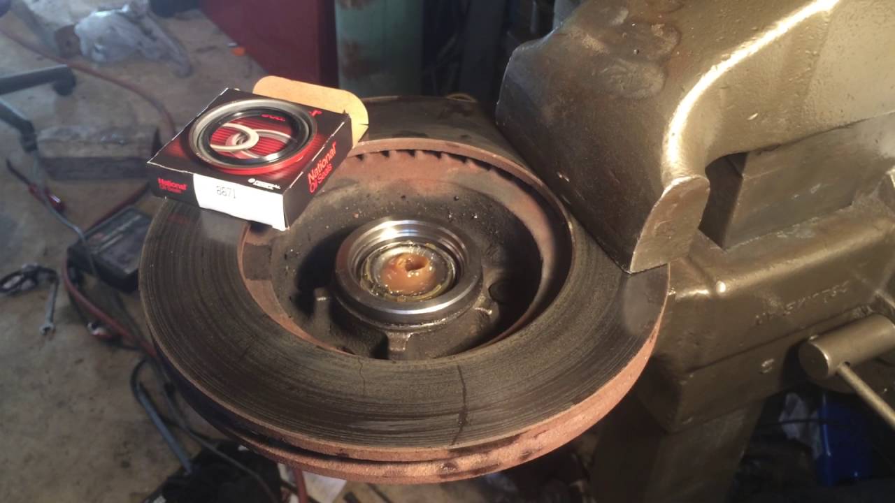 How to install a wheel hub seal