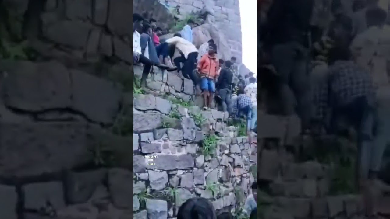 youth boys fight at Golconda bonalu 2022