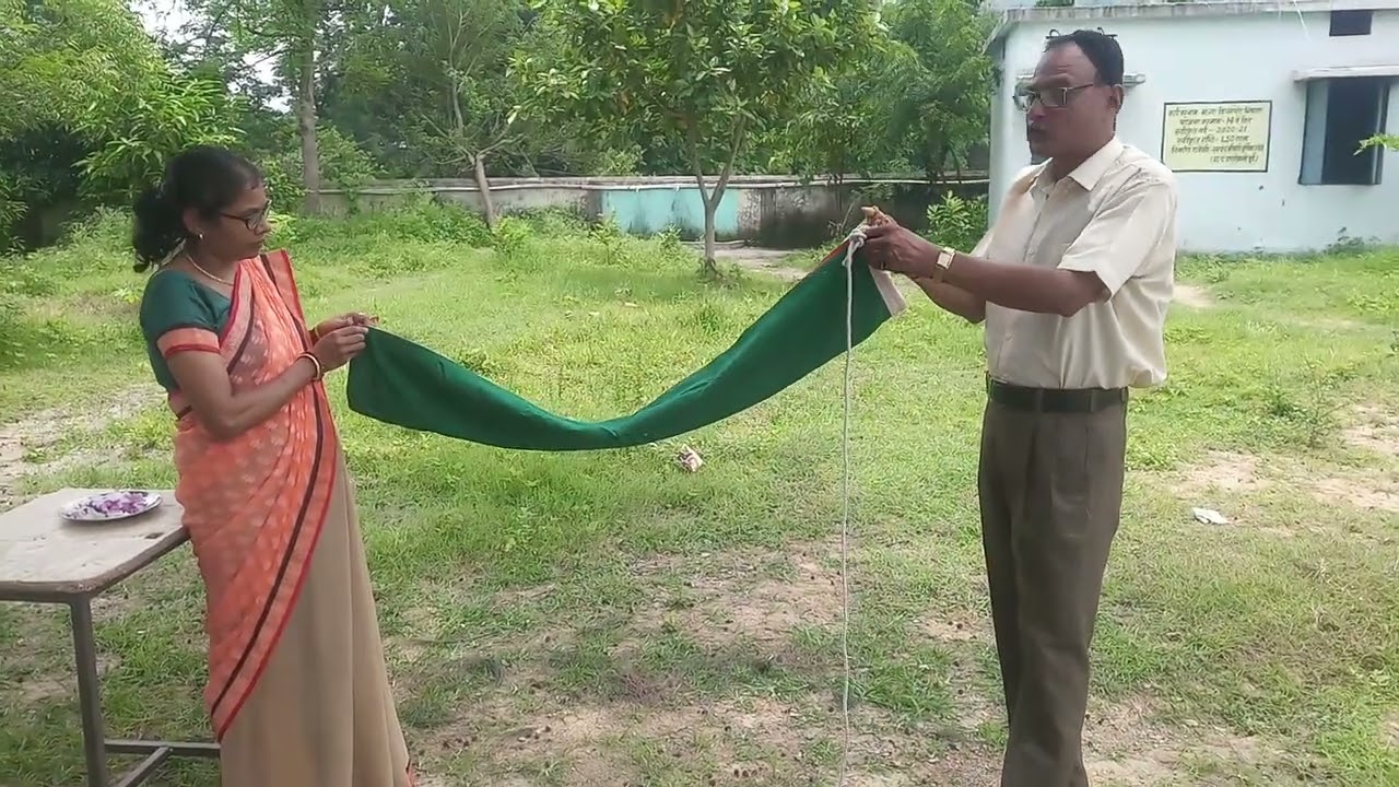 झण्डा कैसे बांधते हैं विडियो को देख कर आसानी से सीखे ।