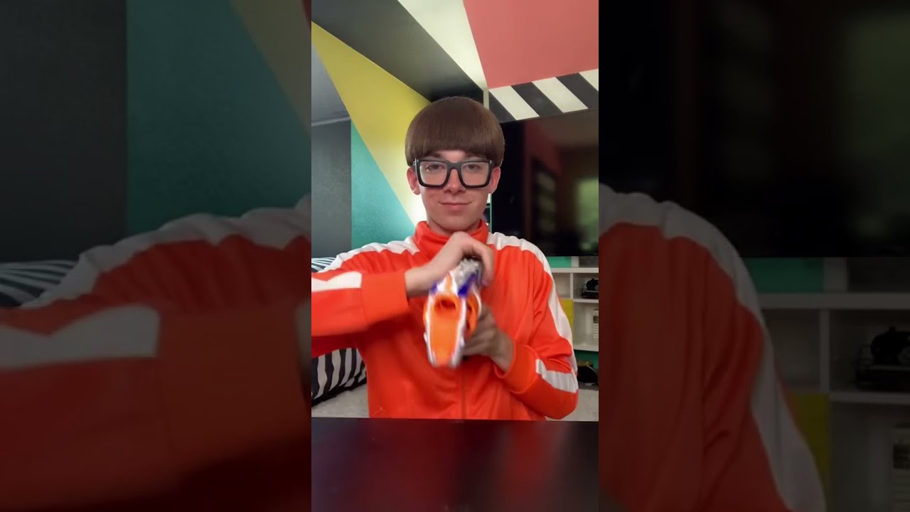 Vector nerf gun trick shot TikTok