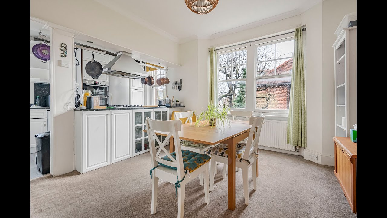 2 BEDROOM FLAT Fortis Green MUSWELL HILL N10 #property #london #home #modernliving