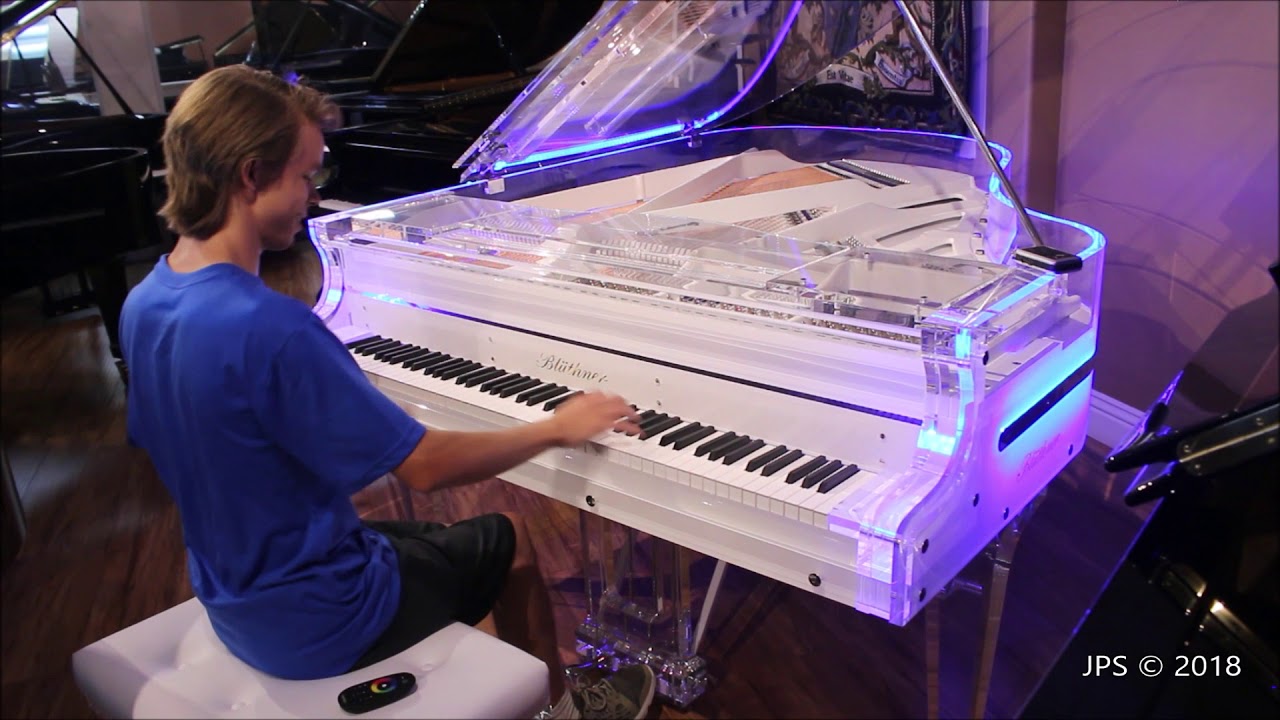 Blüthner Crystal piano