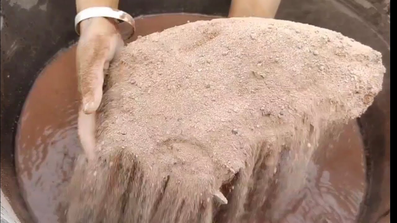 Soft red dirt big chunks water 💦crumbling/dipping ||satisfying asmr|| #asasmr