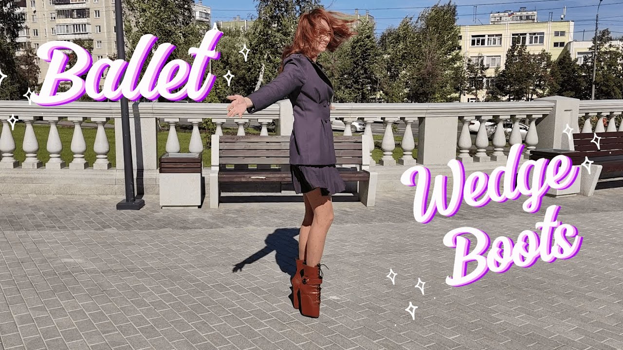 Malina wears ballet wedge boots !