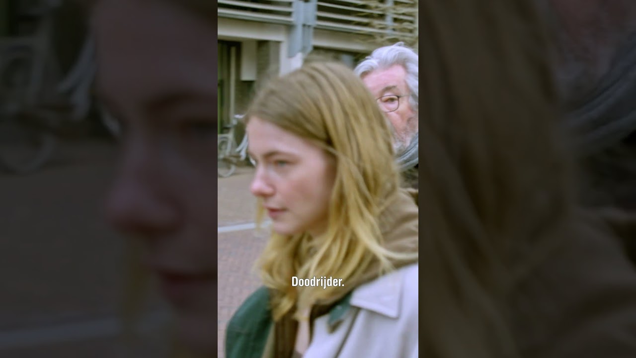 'Je had me bijna doodgereden, mafkees!' 🤬 #shorts #wortelboerenvanrossum #bnnvara #npo3