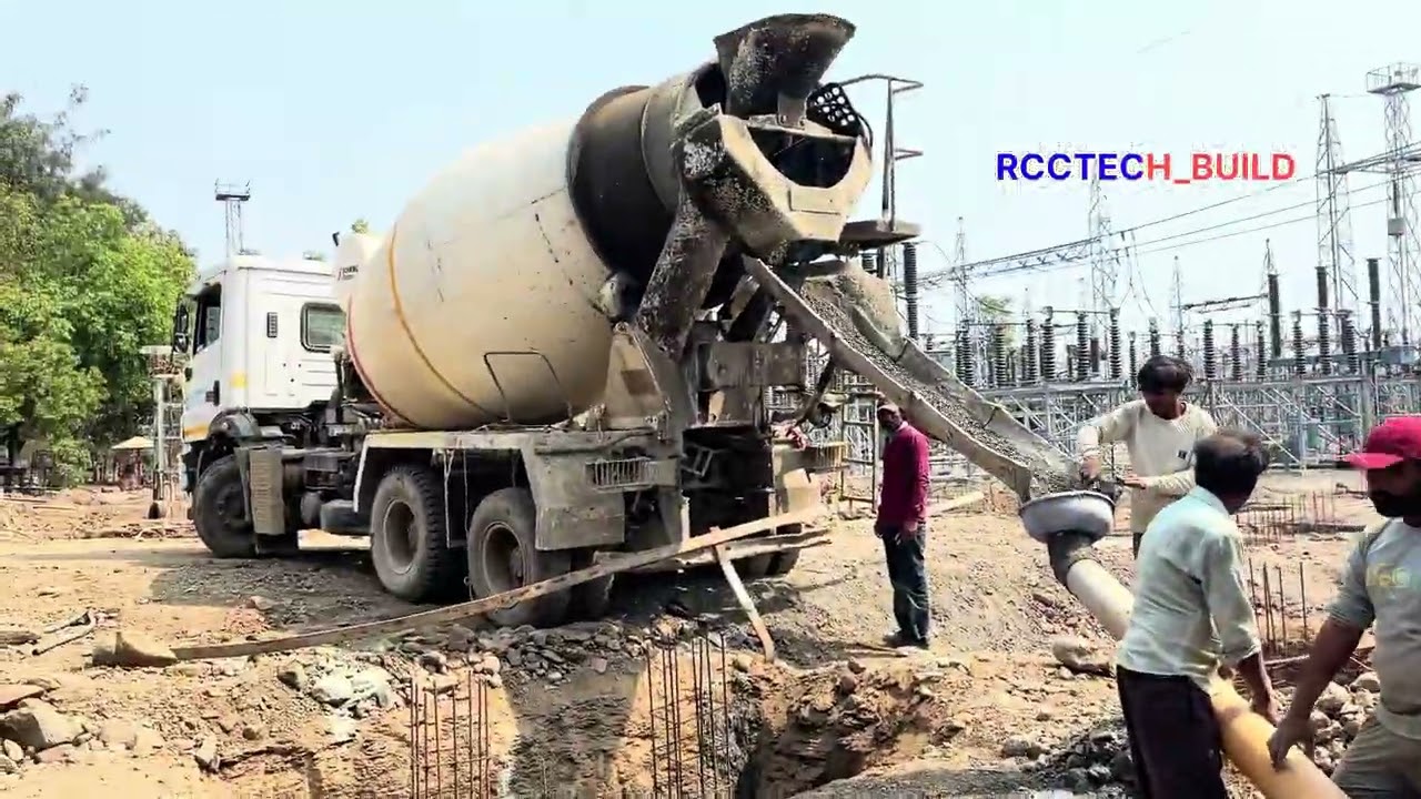 Casting and vibration concrete #construction #trending #video #youtubevideo #youtnnewstatus #viral 