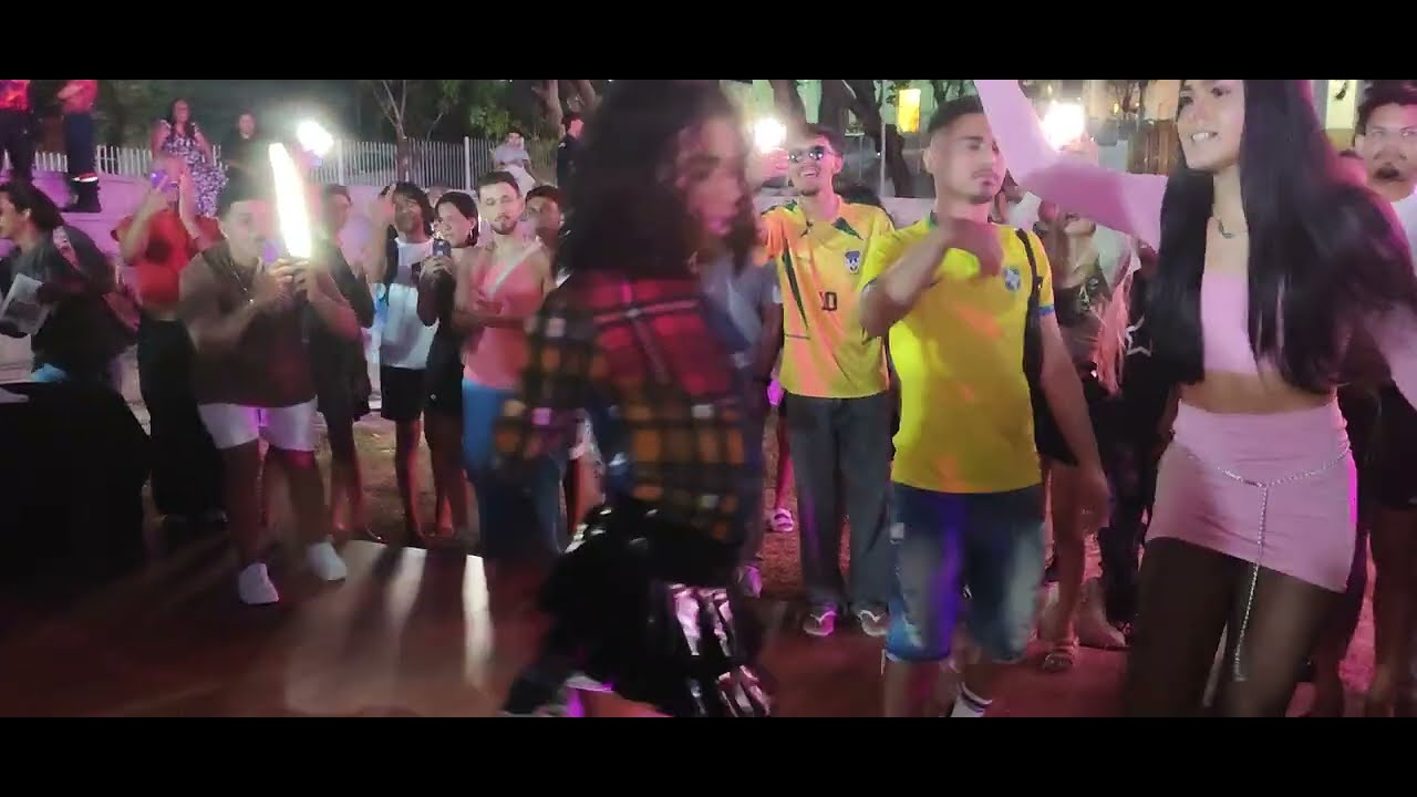 OTA Performance R$ 200 (2º ângulo) @ Baile da Diversidade 20.12.2025 (Praça Verde do Dragão do Mar)