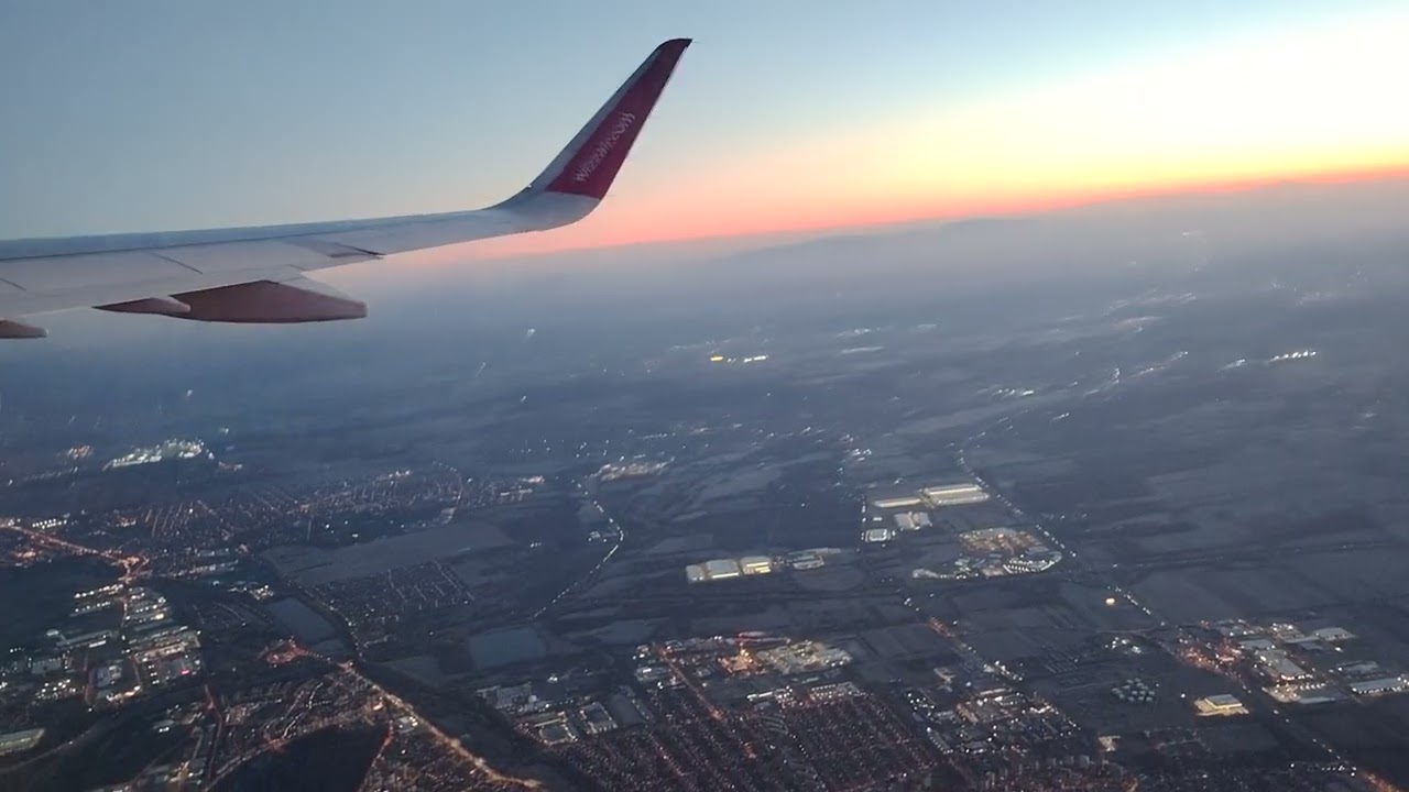 Sunrise takeoff from Budapest A321neo Wizzair