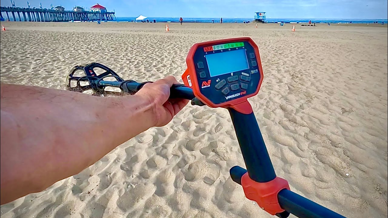 Vanquish 540 Metal Detecting the US Open Huntington Beach