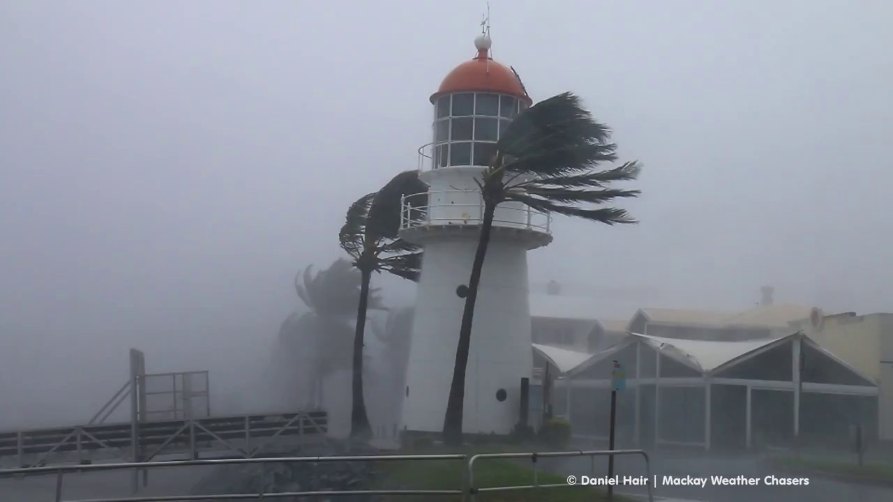 Cyclone Debbie Mackay 2017