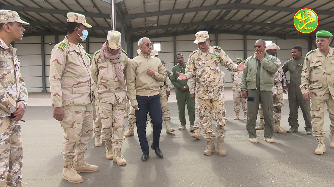 وزير الدفاع الوطني يشرف على تدشين عدة منشآت بقاعدة لمرية العسكرية