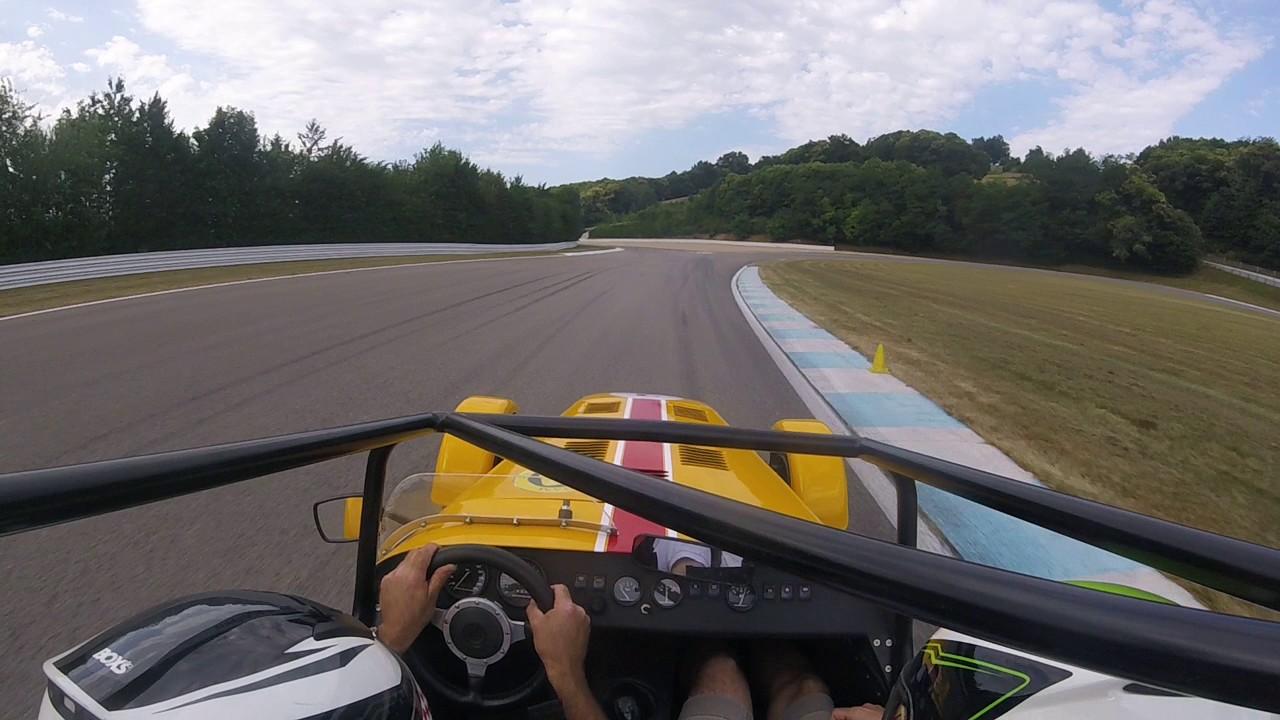 Circuit Laquais - Caterham Lotus Seven