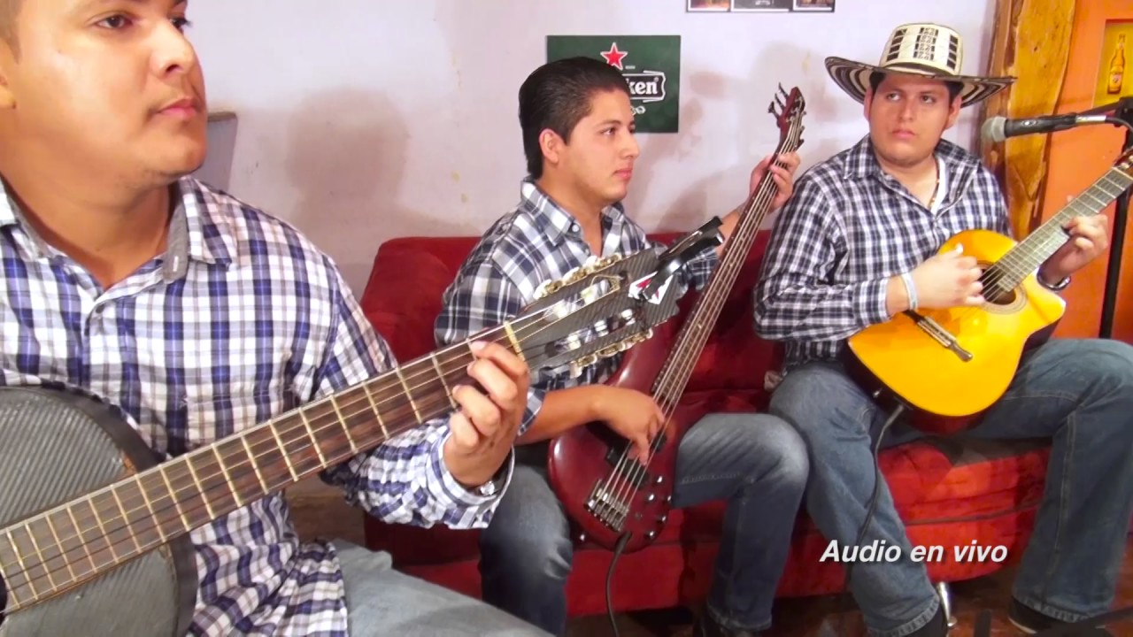 Mix Nuestro Juramento y Cinco Centavitos