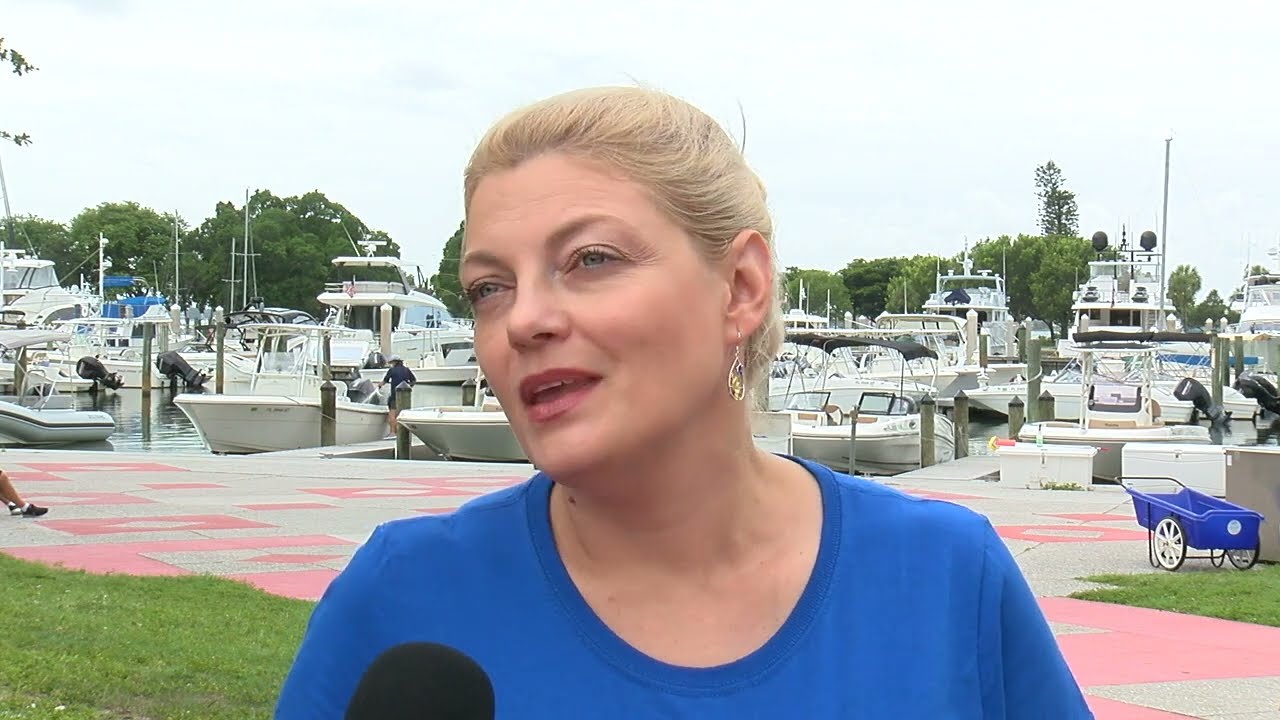 WWSB-TV WEEKEND NEWS ANCHOR JAMES HILL & OLENA GRYNIAVA TALK UKRAINE WAR UPDATE 8-14-2022