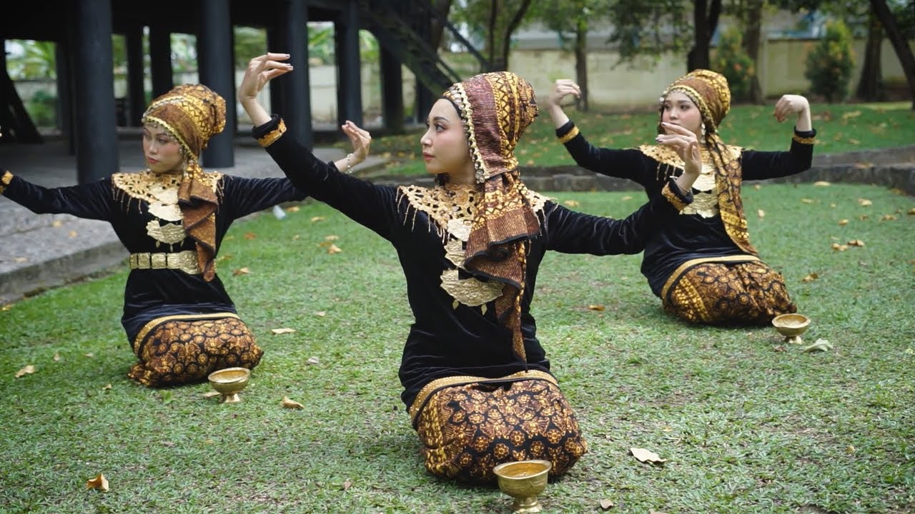 KREACREW | (Cover) Tari Persembahan - Jambi