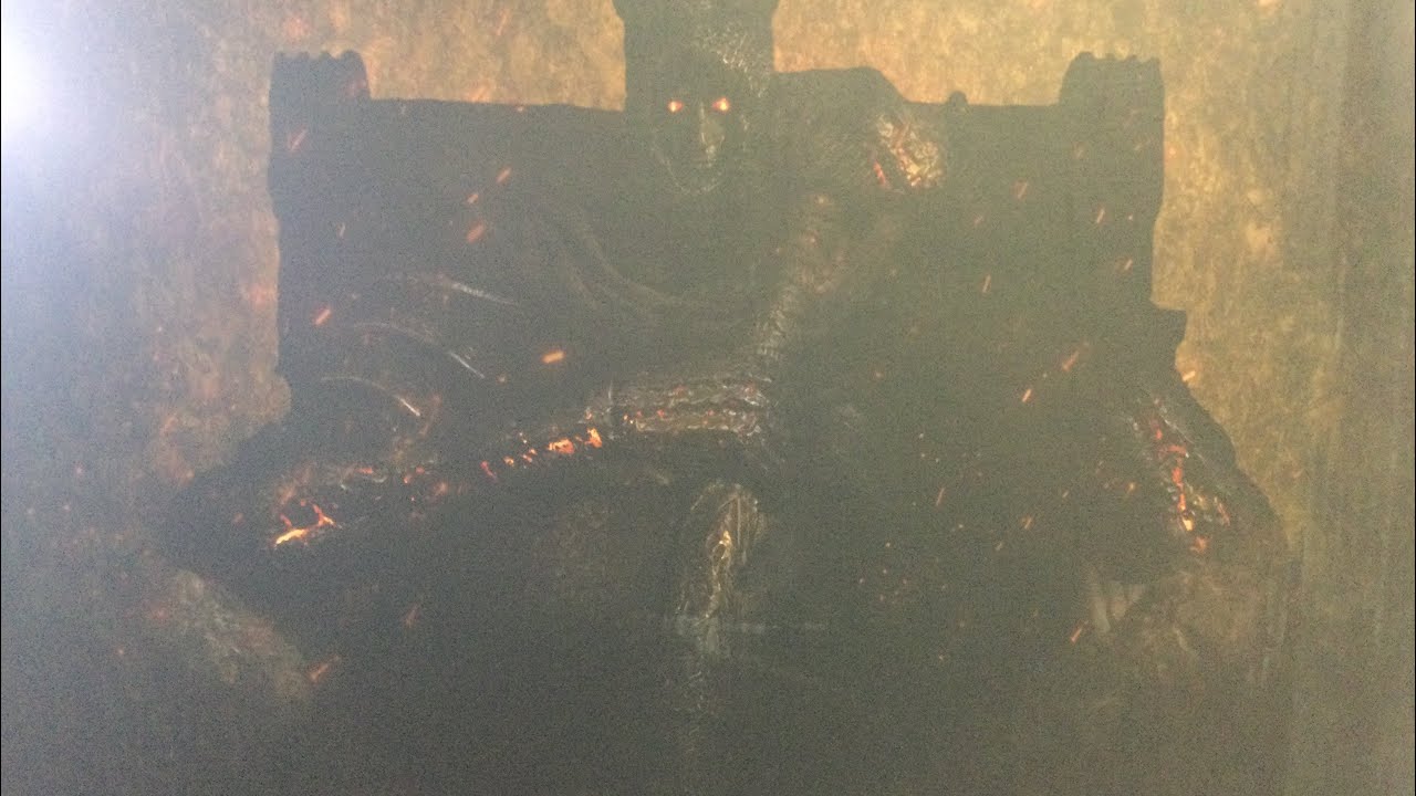 Dark Souls III Yhorm : The Giant 1:12 and 1:18 Scale Statues by Purearts. Comparison and Review