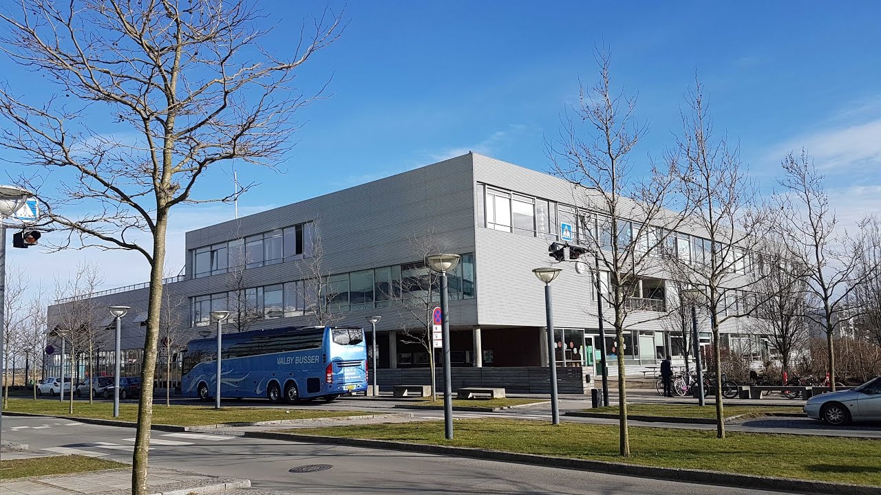 Hellerup School