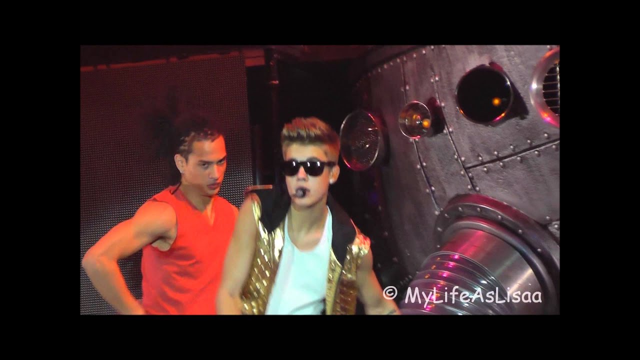 Justin Bieber - All Around The World - Barclays Center NYC 11-12-12 HD